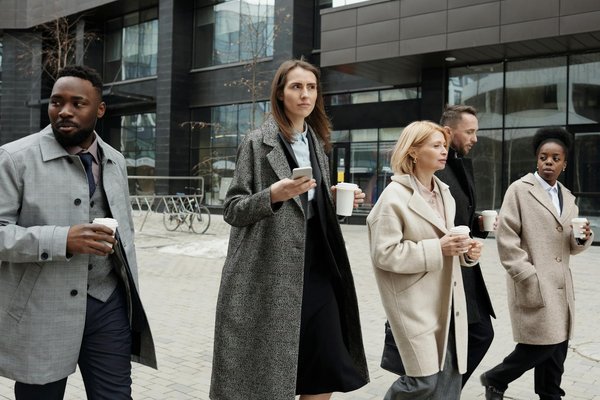 Die besten Bio-Materialien für leistungsstarke Yoga-Kleidung: Ein umfassender Vergleich